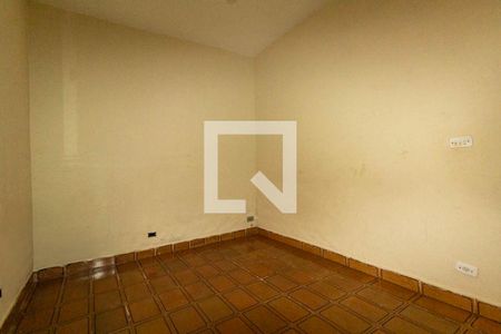 Quarto de casa para alugar com 2 quartos, 93m² em Jardim Santa Teresinha, São Paulo