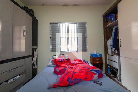 Quarto de casa à venda com 4 quartos, 195m² em Jardim Santa Teresinha, São Paulo