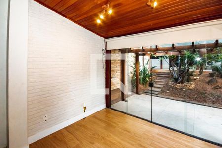 Casa para alugar com 4 quartos, 403m² em Pampulha, Belo Horizonte