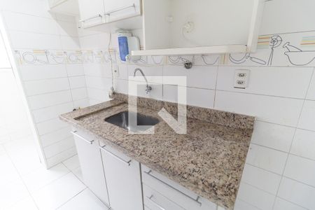 Cozinha de apartamento para alugar com 2 quartos, 48m² em Sacoma, São Paulo