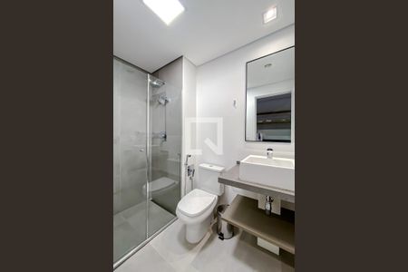 Banheiro de kitnet/studio à venda com 1 quarto, 25m² em Vila Regente Feijó, São Paulo