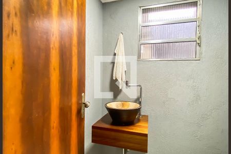 Lavabo de casa para alugar com 2 quartos, 80m² em Vila Buenos Aires, São Paulo