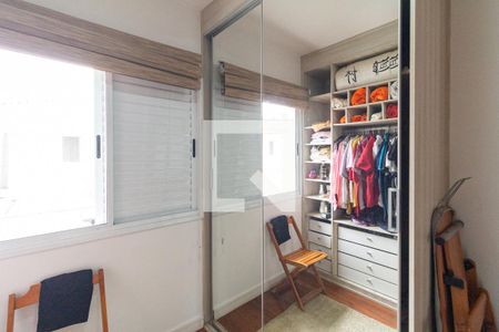 Quarto 1 de casa de condomínio para alugar com 3 quartos, 120m² em Chácara Quiriri, Carapicuíba