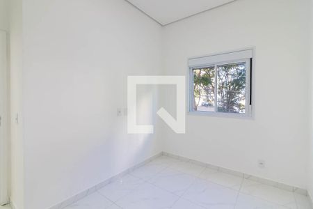 Quarto 1 de apartamento para alugar com 2 quartos, 42m² em Vila Nova Cachoeirinha, São Paulo