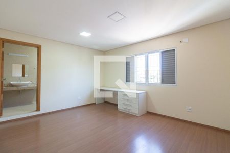 Quarto 1 - Suíte de casa para alugar com 3 quartos, 277m² em Jaguaré, São Paulo