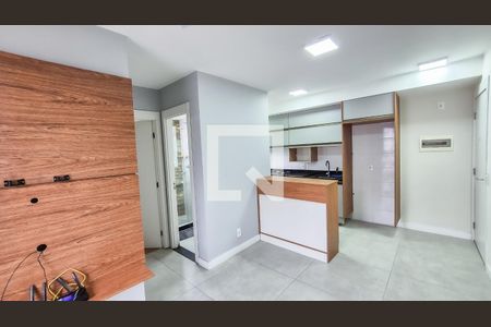 Sala de apartamento para alugar com 2 quartos, 49m² em Vista Alegre, Rio de Janeiro
