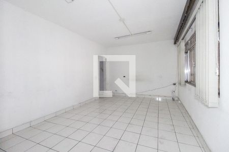 Casa à venda com 3 quartos, 200m² em Vila Vessoni, São Paulo
