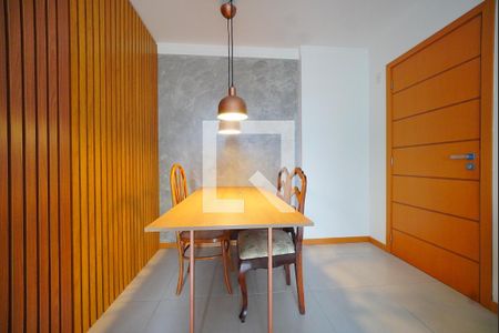 Sala de apartamento para alugar com 2 quartos, 75m² em Trindade, Florianópolis