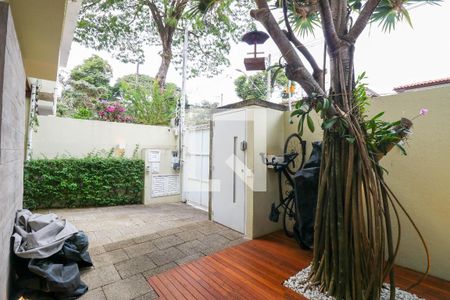 Casa para alugar com 3 quartos, 250m² em Itaim Bibi, São Paulo