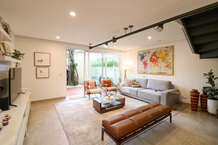 Casa para alugar com 3 quartos, 250m² em Itaim Bibi, São Paulo