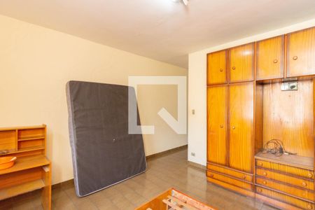 Quarto 1 de casa para alugar com 6 quartos, 250m² em Vila dos Remedios, São Paulo