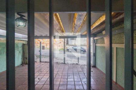 Vista Sala de casa para alugar com 6 quartos, 250m² em Vila dos Remedios, São Paulo
