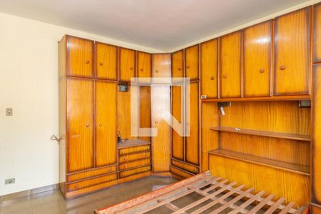 Quarto 1 de casa para alugar com 6 quartos, 250m² em Vila dos Remedios, São Paulo
