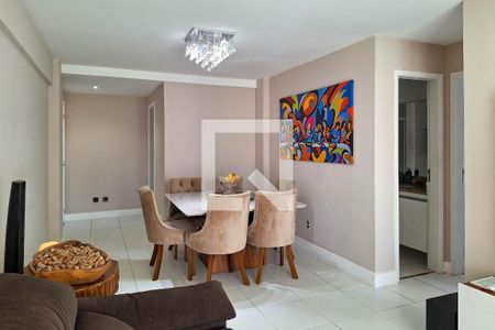 Sala de apartamento à venda com 2 quartos, 83m² em Piratininga, Niterói