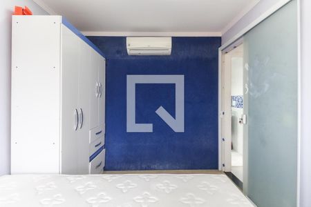 Quarto 2 de apartamento para alugar com 2 quartos, 48m² em Vila Carmosina, São Paulo