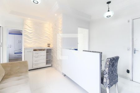 Sala de apartamento para alugar com 2 quartos, 48m² em Vila Carmosina, São Paulo