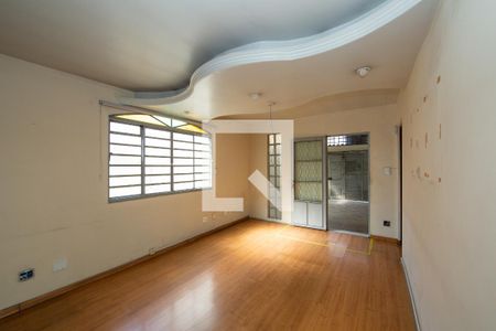 SALA de casa à venda com 3 quartos, 219m² em Betânia, Belo Horizonte