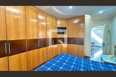 Quarto suíte 1 de casa para alugar com 4 quartos, 200m² em Vila das Palmeiras, Guarulhos