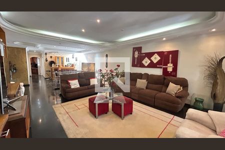 Casa à venda com 4 quartos, 200m² em Vila das Palmeiras, Guarulhos