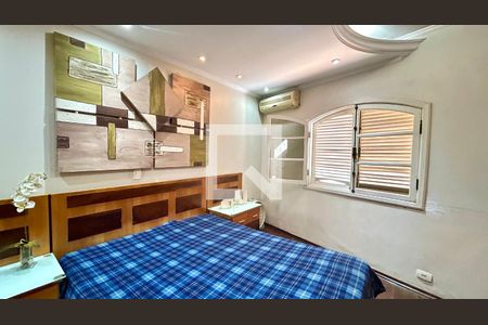 Quarto suíte 1 de casa para alugar com 4 quartos, 200m² em Vila das Palmeiras, Guarulhos