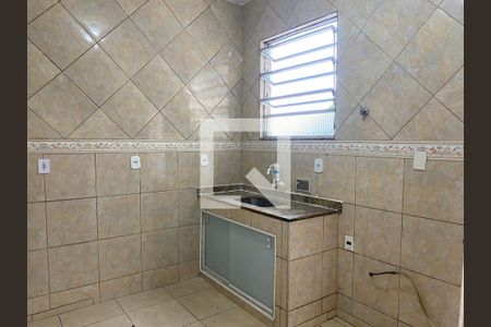 Cozinha de apartamento para alugar com 3 quartos, 60m² em Bonsucesso, Rio de Janeiro