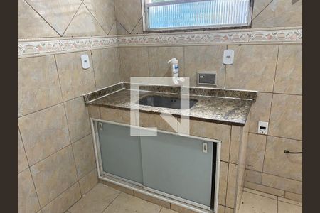Cozinha de apartamento para alugar com 3 quartos, 60m² em Bonsucesso, Rio de Janeiro