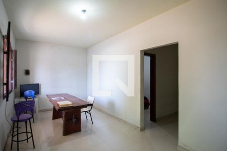 Sala de casa para alugar com 2 quartos, 275m² em Chácara Confisco, Contagem