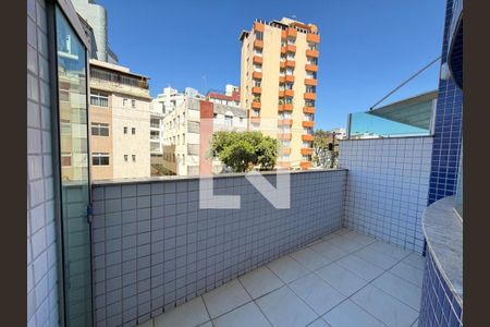 Apartamento para alugar com 4 quartos, 130m² em União, Belo Horizonte