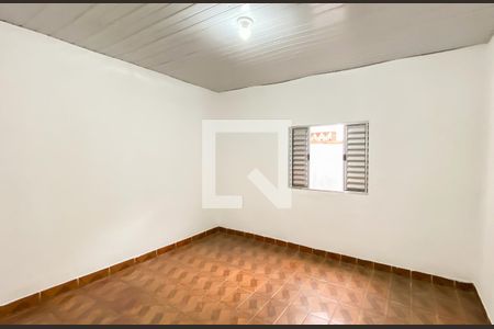 Quarto 2 de casa para alugar com 2 quartos, 67m² em Vila Constanca, São Paulo
