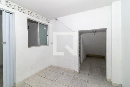 Quarto 1 de casa para alugar com 2 quartos, 45m² em Osvaldo Cruz, Rio de Janeiro