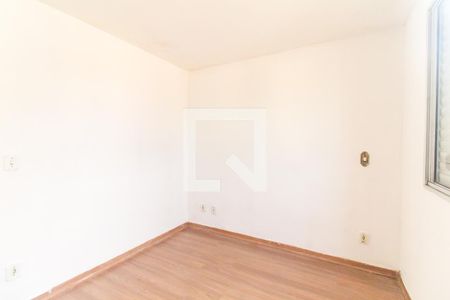 Quarto 1 de apartamento para alugar com 2 quartos, 43m² em Jardim Lourdes, Ferraz de Vasconcelos