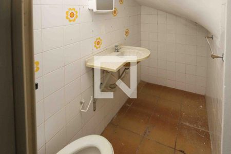 Banheiro de casa para alugar com 1 quarto, 120m² em Jardim Vila Formosa, São Paulo