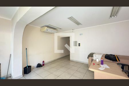 Casa para alugar com 7 quartos, 220m² em Santo Amaro, São Paulo