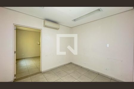 Casa para alugar com 7 quartos, 220m² em Santo Amaro, São Paulo