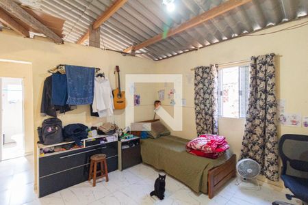 Quarto 2 de casa para alugar com 2 quartos, 40m² em Vila Veloso, Carapicuíba