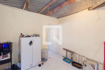 Quarto 2 de casa para alugar com 2 quartos, 40m² em Vila Veloso, Carapicuíba