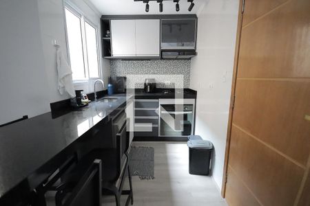 Cozinha de apartamento à venda com 2 quartos, 88m² em Jardim Cambui, Santo André