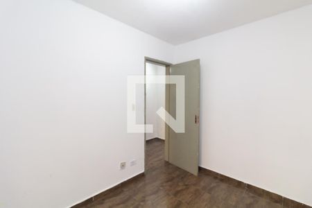 Quarto 1 de apartamento para alugar com 2 quartos, 43m² em Jardim Laura, Ferraz de Vasconcelos