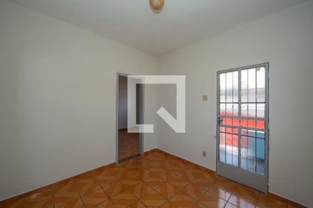 SALA de casa para alugar com 3 quartos, 248m² em Alto dos Pinheiros, Belo Horizonte