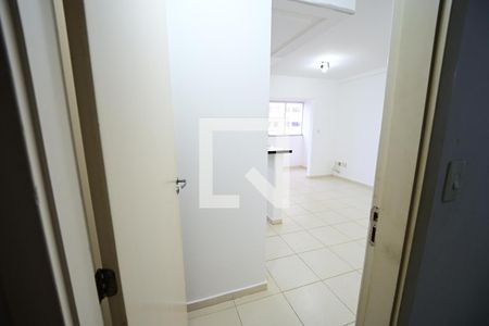 Apartamento para alugar com 2 quartos, 59m² em Vila Rosa, Goiânia