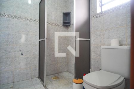 Banheiro de apartamento à venda com 1 quarto, 48m² em Centro, São Leopoldo