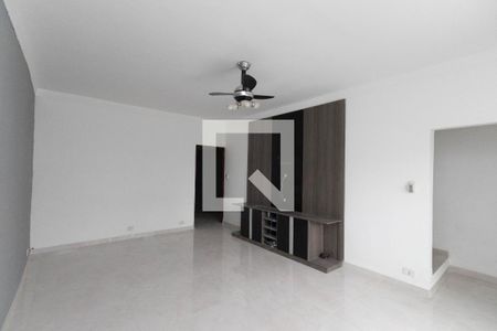 Sala de casa para alugar com 3 quartos, 200m² em Conjunto Habitacional Jova Rural, São Paulo