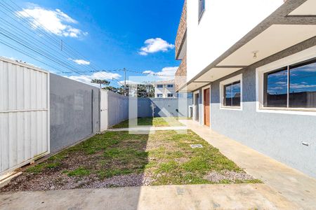 Área externa de casa à venda com 3 quartos, 185m² em Santa Cândida, Curitiba