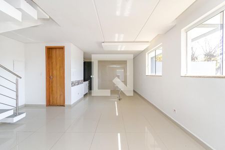 Sala/Cozinha de casa à venda com 3 quartos, 185m² em Santa Cândida, Curitiba