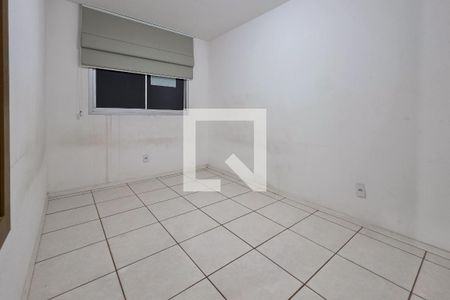 Apartamento à venda com 2 quartos, 55m² em Cinco, Contagem