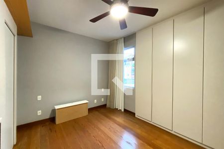 Suite 1 de apartamento para alugar com 3 quartos, 122m² em São Pedro, Belo Horizonte