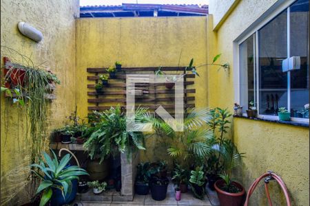 Detalhe Sala de casa à venda com 4 quartos, 225m² em Vila Cecilia Maria, Santo André