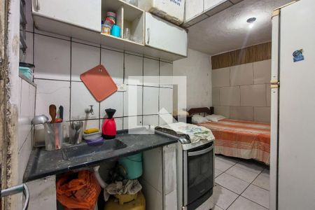 Studio de casa de condomínio para alugar com 0 quarto, 30m² em Vila Tupi, Praia Grande