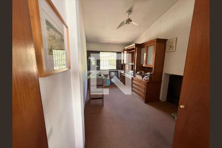Quarto de casa à venda com 5 quartos, 697m² em Butantã, São Paulo