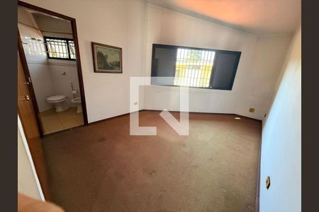 Quarto de casa à venda com 5 quartos, 697m² em Butantã, São Paulo